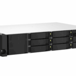 NAS QNAP 873AEU 8-Bay, CPU AMD Ryzen V1000 series V1500B